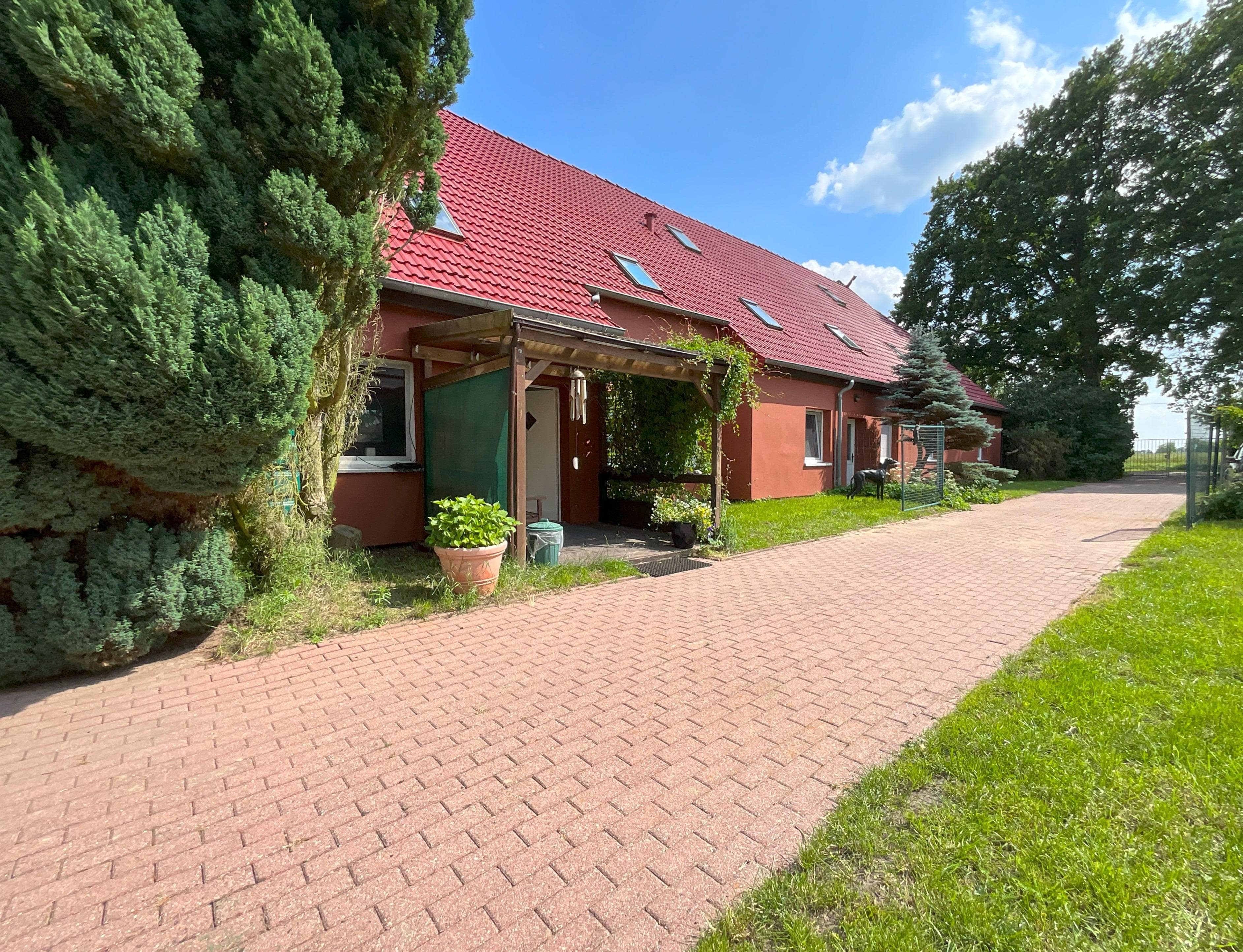 Einfamilienhaus zum Kauf 435.000 € 12 Zimmer 416 m²<br/>Wohnfläche 18.183 m²<br/>Grundstück Ludorf Südmüritz 17207