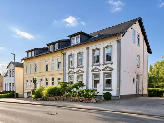 Mehrfamilienhaus zum Kauf 378.850 € 210 m² 569 m² Grundstück Schleswig 24837