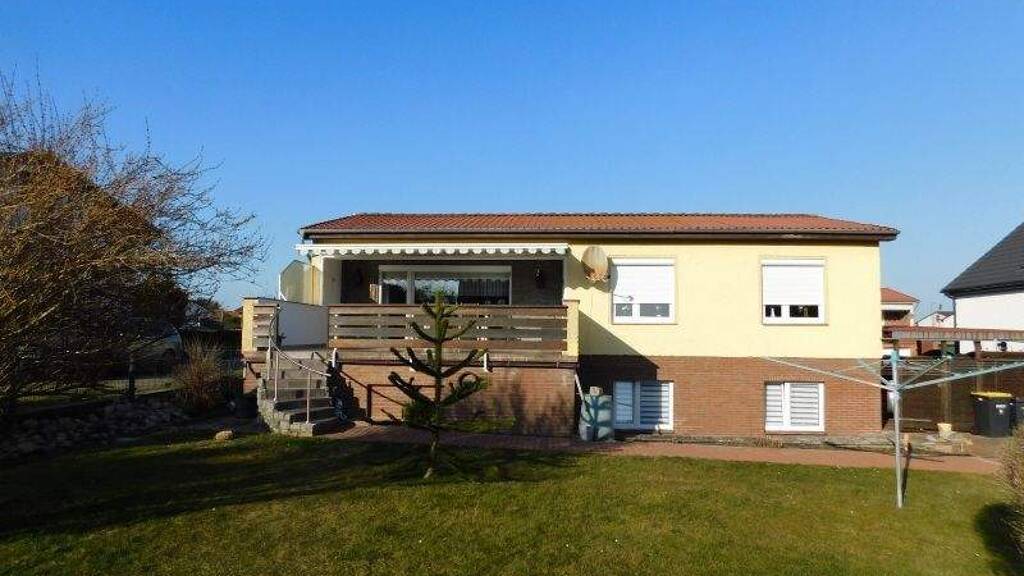 Einfamilienhaus zum Kauf 176.900 € 6 Zimmer 115 m² 541 m² Grundstück Goldberg 19399