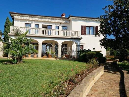Haus zum Kauf 1.850.000 € 6 Zimmer 370 m² Umag Umag