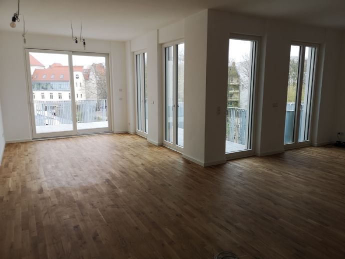 Wohnung zur Miete 1.970 € 3 Zimmer 114,2 m²<br/>Wohnfläche 3.<br/>Geschoss ab sofort<br/>Verfügbarkeit Weißensee Berlin 13086