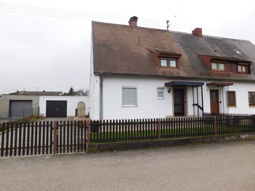 Doppelhaushälfte zum Kauf 399.900 € 5 Zimmer 116 m² 505 m² Grundstück frei ab sofort Wiesenstraße 7 Straßberg Bobingen 86399