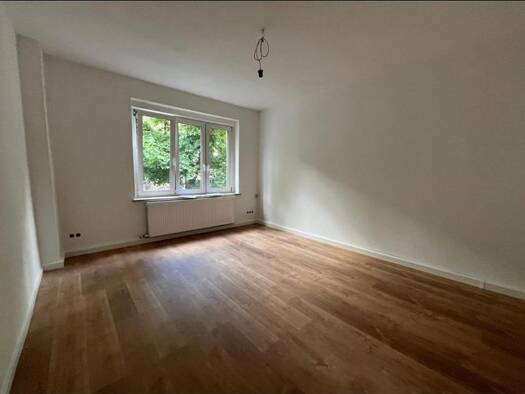 Wohnung zur Miete 500 € 4 Zimmer 85 m² 1. Geschoss frei ab sofort Heinrich-Heine-Straße 51 Pölbitz Zwickau 08058