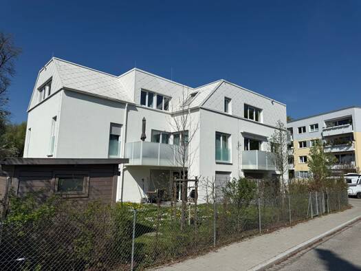 Penthouse zum Kauf provisionsfrei 569.000 € 2 Zimmer 47 m² Geschoss 2/2 frei ab sofort Maenherstraße Hadern München 81375