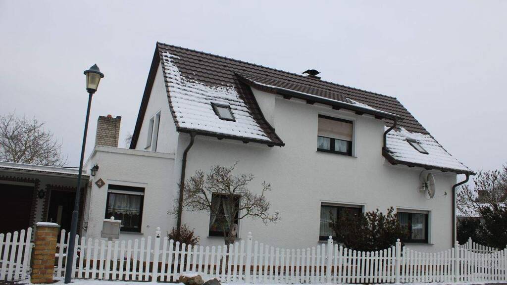 Einfamilienhaus zum Kauf 249.000 € 1 Zimmer 140 m² 1.695 m² Grundstück frei ab sofort Audenhain Mockrehna 04862