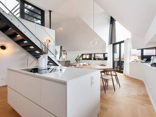 Penthouse zur Miete 6.600 € 4 Zimmer 204 m² Rotherbaum Hamburg 20146