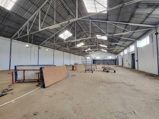 Ladenfläche zum Kauf 255.000 € 1.185 m² Verkaufsfläche Pechina 04250