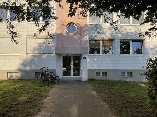 Wohnung zur Miete 579 € 3 Zimmer 76,3 m² 2. Geschoss frei ab 15.10.2026 Eichenstraße 71 Unna Unna 59423