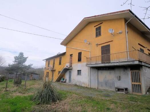 Doppelhaushälfte zum Kauf 48.000 € 7 Zimmer 200 m² 4.200 m² Grundstück frei ab sofort Malvicino 15015