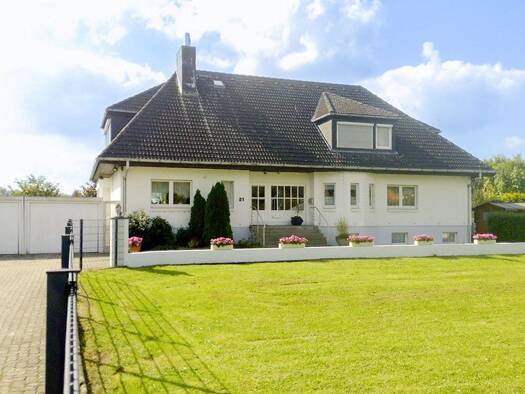 Einfamilienhaus zum Kauf 520.000 € 6 Zimmer 245 m² 1.250 m² Grundstück Stadtgebiet Wolfenbüttel 38302