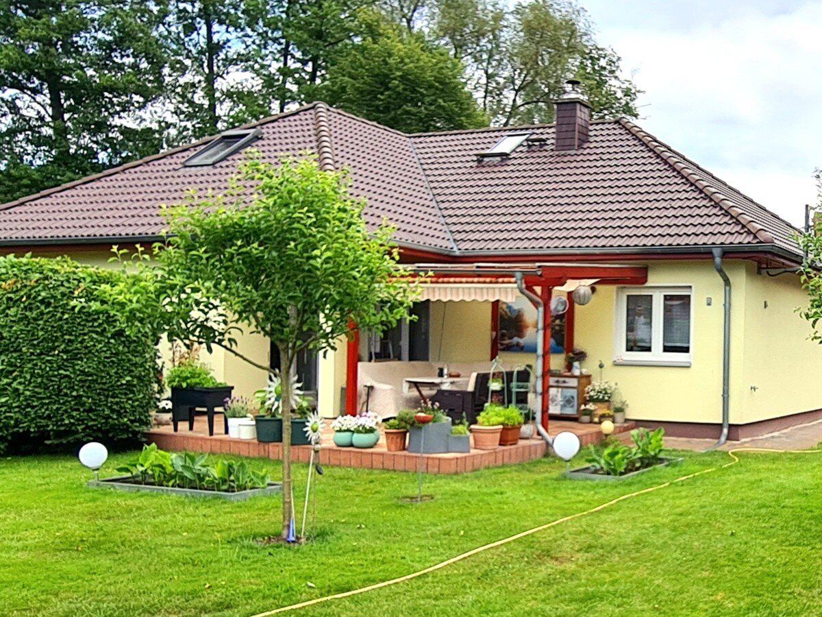 Einfamilienhaus zum Kauf 750.000 € 4 Zimmer 145 m²<br/>Wohnfläche 1.474 m²<br/>Grundstück Oranienburg Oranienburg 16515