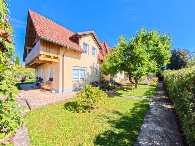 Haus zum Kauf 789.000 € 8 Zimmer 210 m² 1.406 m² Grundstück Bindlach Bindlach 95463