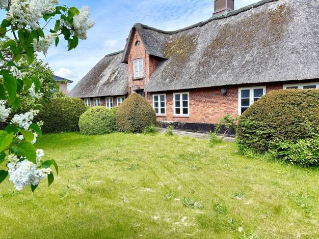 Einfamilienhaus zum Kauf 139.000 € 4 Zimmer 110 m² 870 m² Grundstück Niebüll 25899
