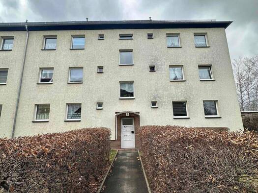 Wohnung zur Miete 208 € 1,5 Zimmer 40,5 m² Pirker Straße 05 Südvorstadt Plauen 08527