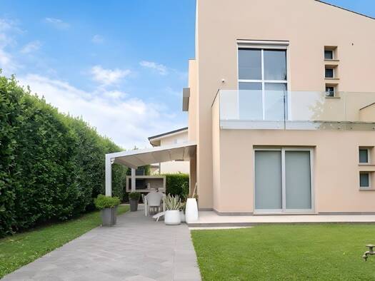 Haus zum Kauf 985.000 € 300 m² 500 m² Grundstück Fucecchio 50054