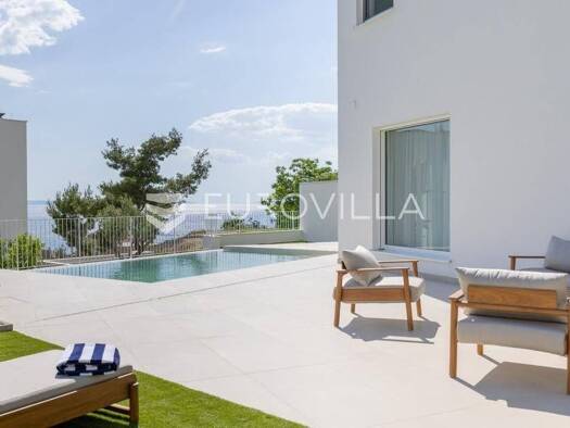 Haus zur Miete 6.000 € 3 Zimmer 259 m² Podstrana Podstrana