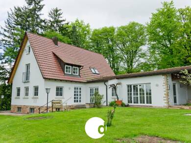 Einfamilienhaus zur Miete 2.930 € 7 Zimmer 172 m² 6.915 m² Grundstück frei ab sofort Esslingen am Neckar 73732