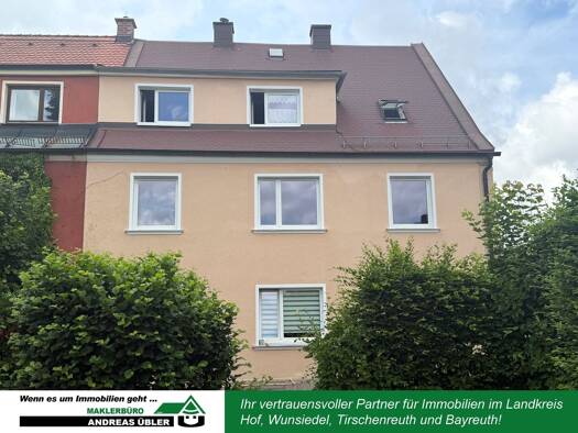 Wohnung zur Miete 490 € 3 Zimmer 74,3 m² Selb 95100
