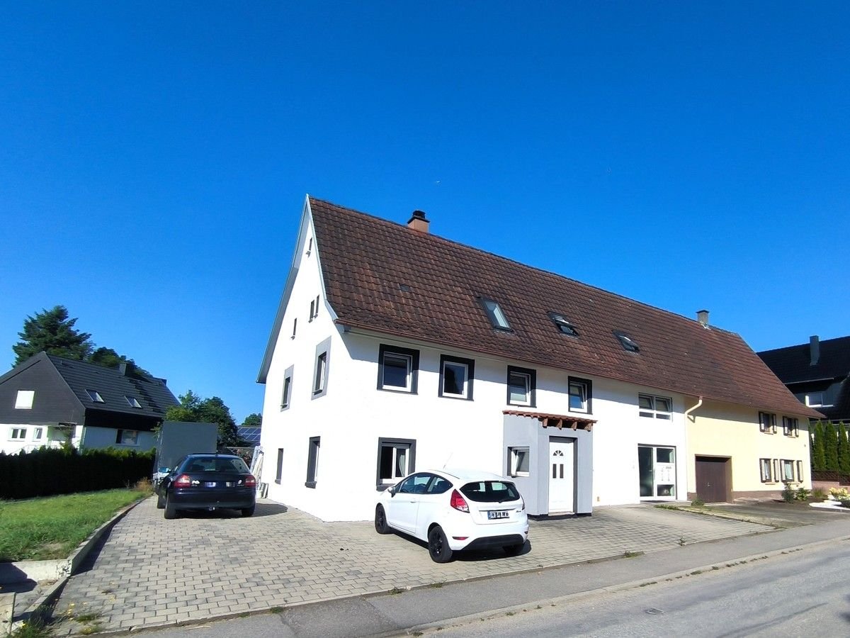 Haus zum Kauf 559.000 € 300 m²<br/>Wohnfläche 488 m²<br/>Grundstück Zimmern Zimmern ob Rottweil 78658