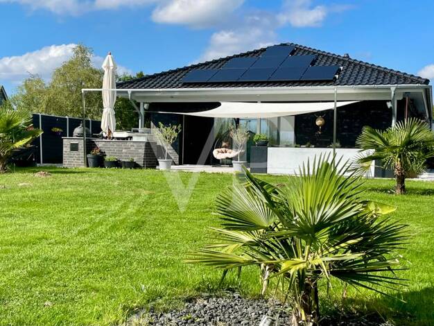 Bungalow zum Kauf 795.000 € 4 Zimmer 145 m² 1.137 m² Grundstück Meinerzhagen Meinerzhagen 58540