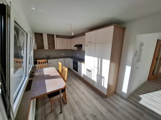 Maisonette zur Miete 1.200 € 5 Zimmer 120 m² Geschoss 2/3 frei ab sofort Schmelz 66839