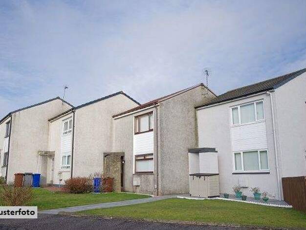 Reihenmittelhaus zum Kauf 77.100 € 4 Zimmer 86 m² 384 m² Grundstück Schöningen 38364