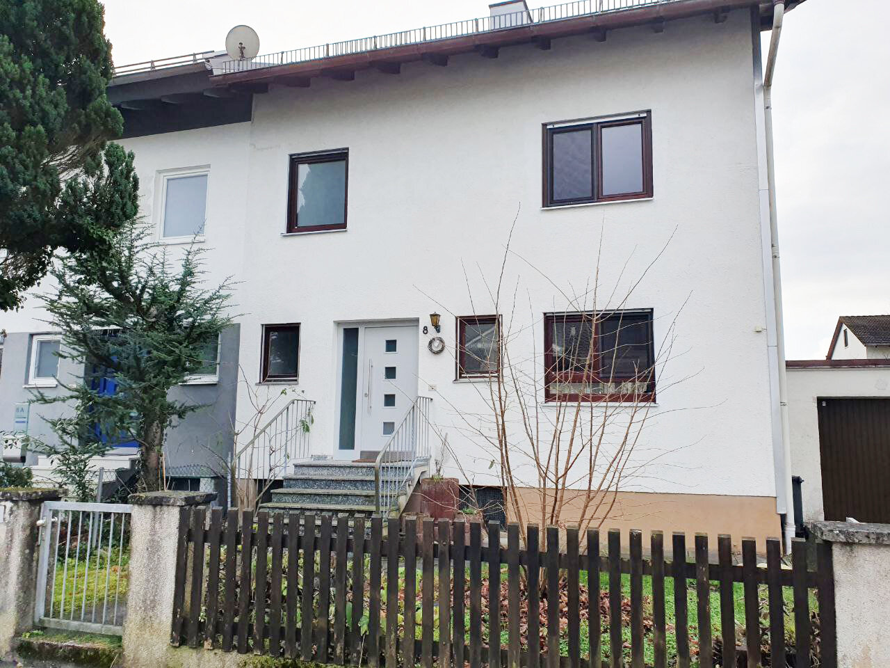 Doppelhaushälfte zum Kauf provisionsfrei 888.000 € 5 Zimmer 175 m²<br/>Wohnfläche 460 m²<br/>Grundstück ab sofort<br/>Verfügbarkeit Ammerseestraße 8 Kolbermoor 83059