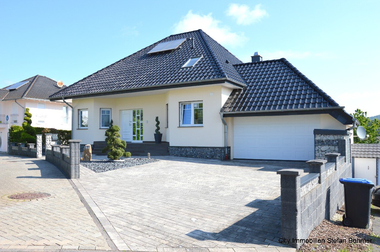 Einfamilienhaus zum Kauf 769.000 € 9 Zimmer 250 m²<br/>Wohnfläche 668 m²<br/>Grundstück Pluwig Pluwig 54316