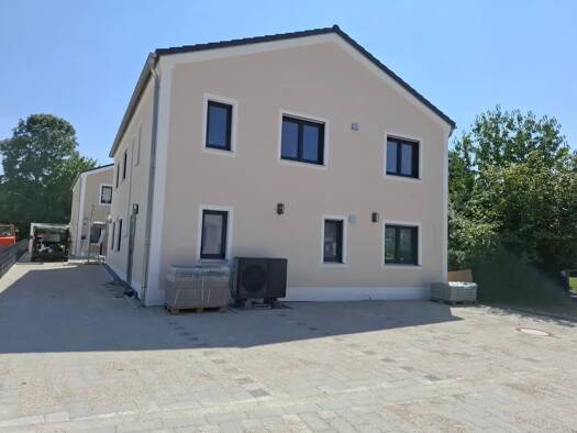 Terrassenwohnung zur Miete 1.218 € 4 Zimmer 97,5 m² Geschoss EG/2 frei ab 01.09.2026 Theißing Großmehring 85098