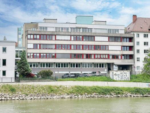 Wohnung zum Kauf 298.000 € 3,5 Zimmer 79,3 m² 2. Geschoss Stadtmitte Neu-Ulm 89231