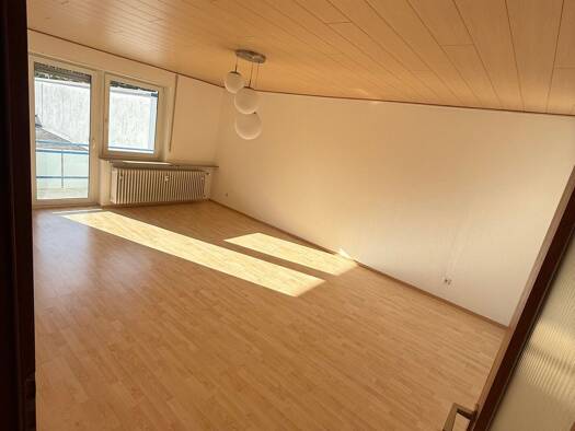 Wohnung zur Miete 990 € 3 Zimmer 100 m² Geschoss 1/3 frei ab 01.08.2026 Villingen Villingen-Schwenningen 78048