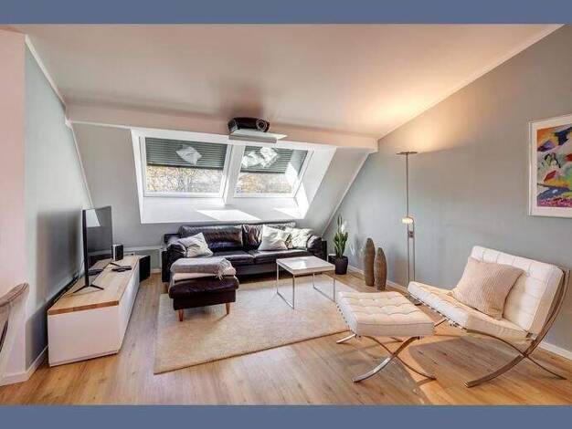 Wohnung zur Miete Wohnen auf Zeit 3.950 € 4 Zimmer 107 m² Berg am Laim München 81673