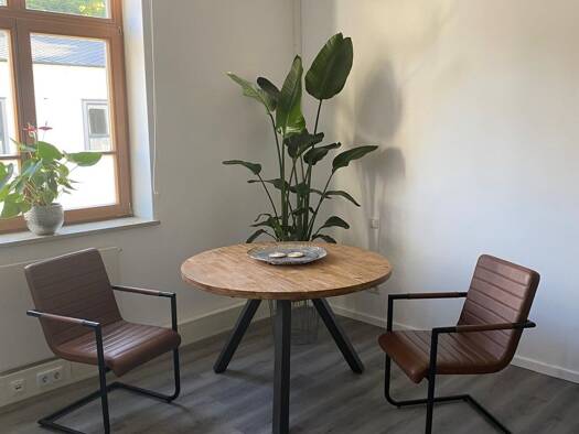 Büro zur Miete provisionsfrei 600 € 2,5 Zimmer 63 m² Bürofläche conneKT Kitzingen 97318