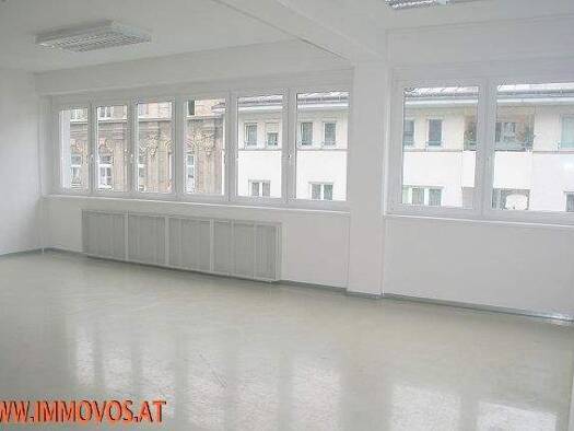 Haus zur Miete 18.240 € 22 Zimmer 1.520 m² Wien 20.,Brigittenau 1200