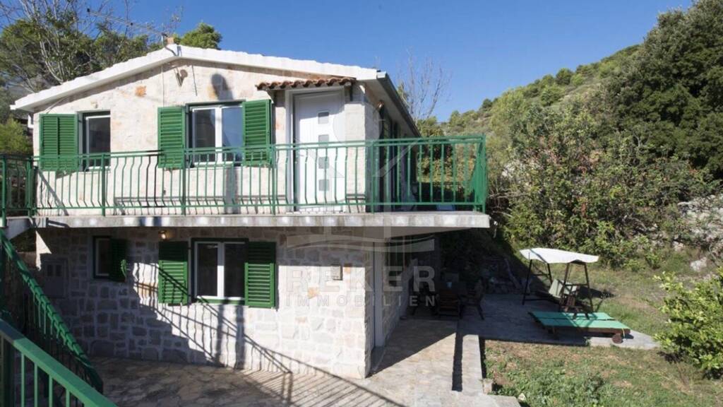 Mehrfamilienhaus zum Kauf 295.000 € 6 Zimmer 100 m² 202 m² Grundstück Solta