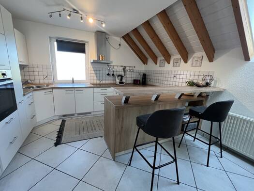 Wohnung zur Miete 1.100 € 3 Zimmer 98 m² 2. Geschoss frei ab sofort Talstraße 16 Ohligs-Aufderhöhe Solingen 42697