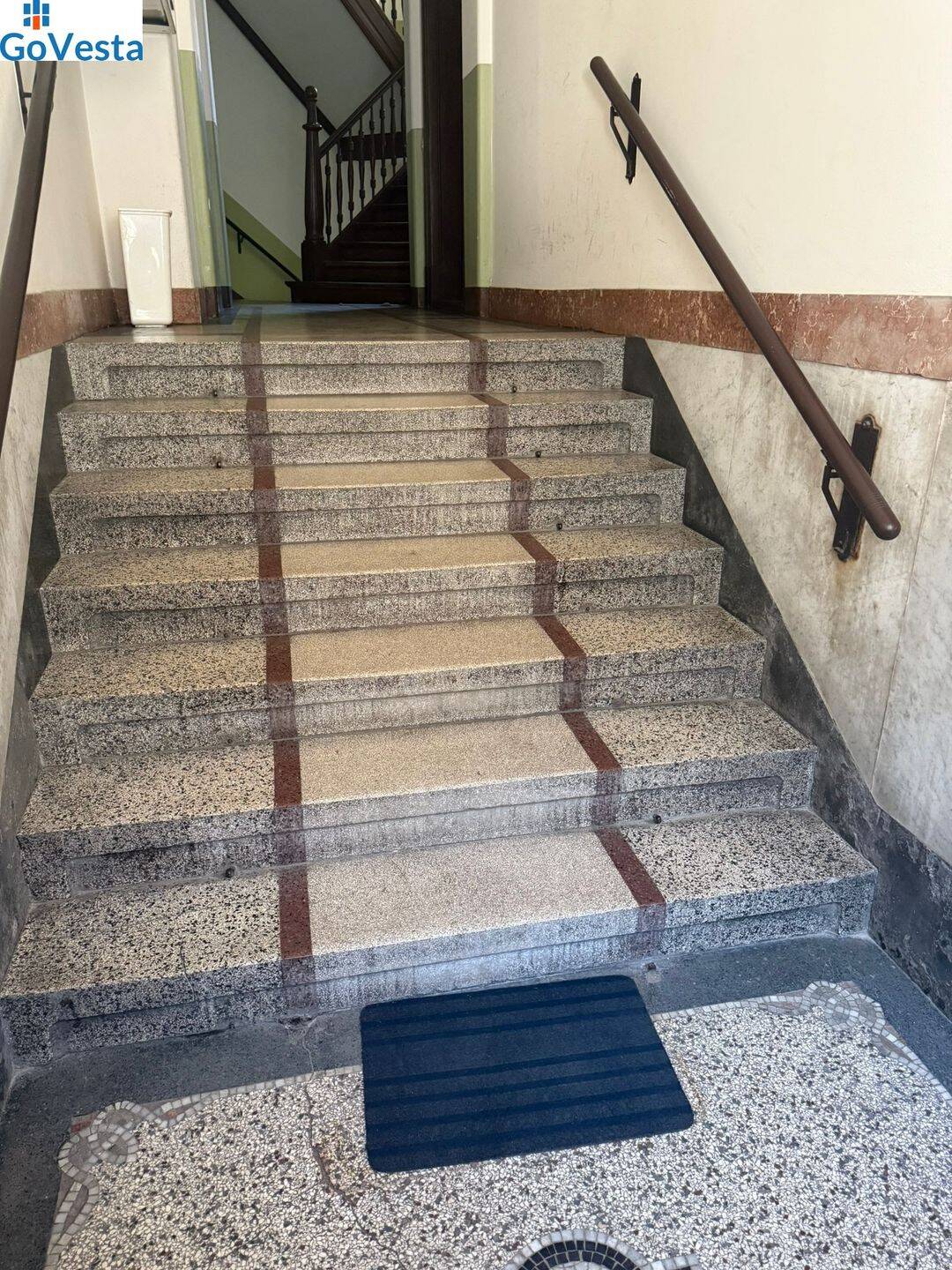 Property thumbnail 6