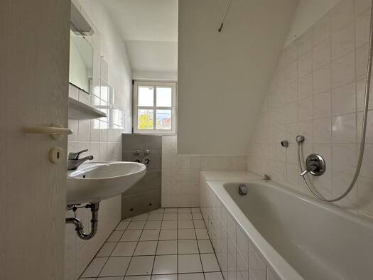 Wohnung zur Miete 700 € 4 Zimmer 88 m² Geschoss 2/3 frei ab sofort Bad Kreuznach 55545