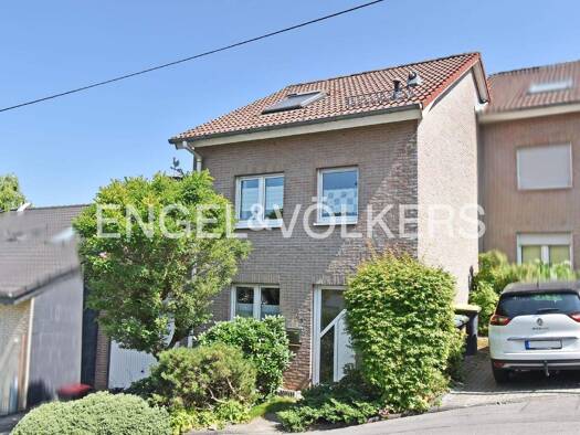 Reihenendhaus zum Kauf 375.000 € 6 Zimmer 140 m² 647 m² Grundstück Nord Remscheid 42855