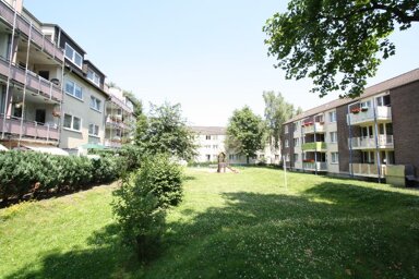 Wohnung zur Miete nur mit Wohnberechtigungsschein 360 € 3,5 Zimmer 77,6 m² 2. Geschoss Bösingfelder Str. 15 Scholven Gelsenkirchen 45896