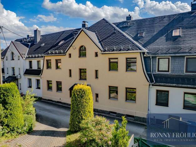 Reihenmittelhaus zum Kauf 130.000 € 12 Zimmer 200 m² 660 m² Grundstück Auerbach 09392
