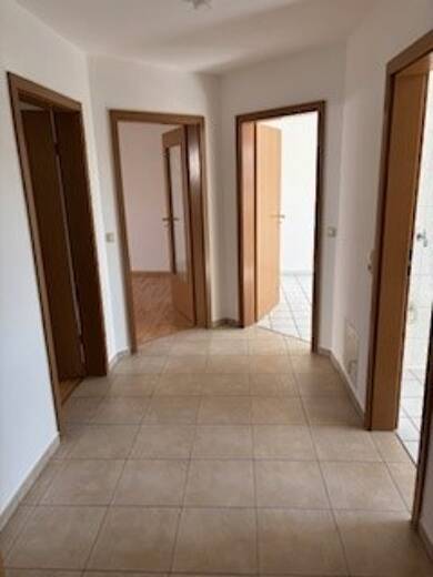 Wohnung zur Miete 535 € 2 Zimmer 56,3 m² 1. Geschoss frei ab sofort Hauptstr. 13 Altenmarkt Altenmarkt a.d. Alz 83352