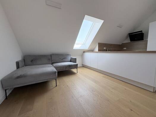 Wohnung zur Miete 700 € 2 Zimmer 58 m² Geschoss 4/5 frei ab sofort Hochstraße 70 Bobingen Bobingen 86399