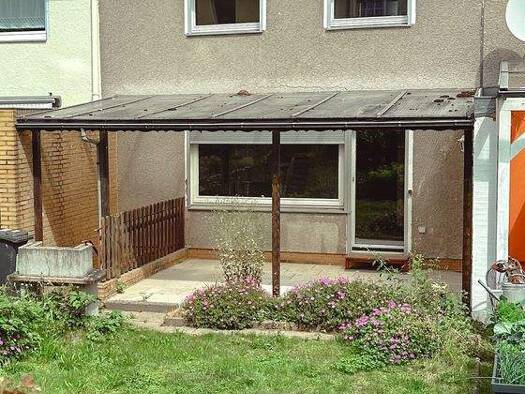 Reihenmittelhaus zum Kauf 114.000 € 5 Zimmer 101 m² 217 m² Grundstück Uslar 37170