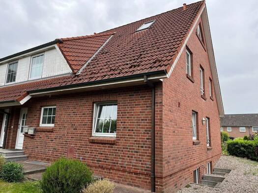 Doppelhaushälfte zum Kauf 389.000 € 5 Zimmer 155 m² 666 m² Grundstück Bönebüttel 24620