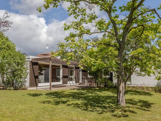 Bungalow zum Kauf 1.079.000 € 8 Zimmer 197 m² 1.119 m² Grundstück Kelkheim 65779