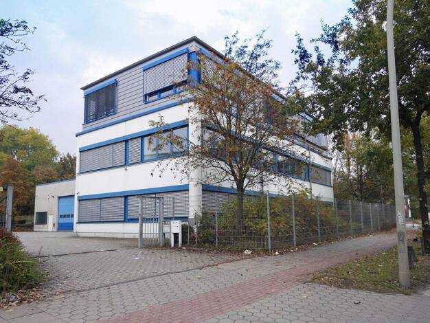 Lagerhalle zum Kauf 2.100.000 € 1.286 m² Lagerfläche Wilhelmsburg Mitte 21109