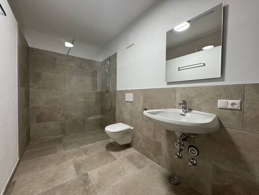 Wohnung zur Miete - Erstbezug 990 € 2 Zimmer 55 m² frei ab 01.06.2026 Erpfendorf 6382