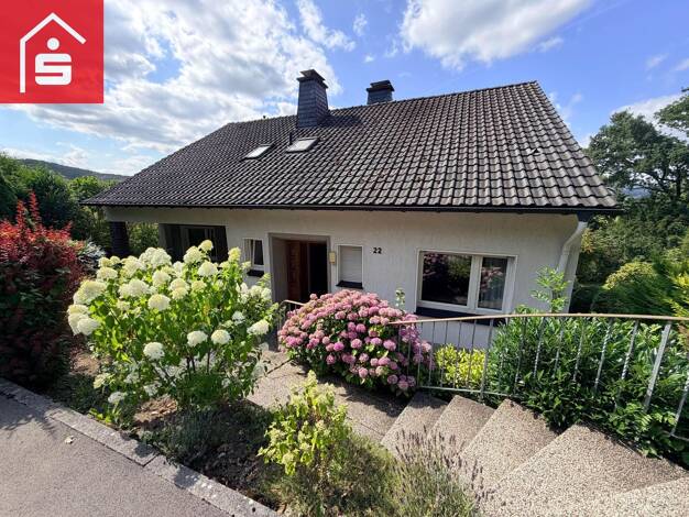 Einfamilienhaus zum Kauf 295.000 € 9 Zimmer 237,6 m² 677 m² Grundstück Arnsberg 59821