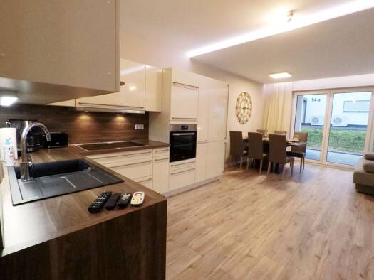 Wohnung zur Miete 1.590 € 2 Zimmer 68 m² Geschoss EG/3 frei ab 19.10.2026 Bernhards Fulda 36039